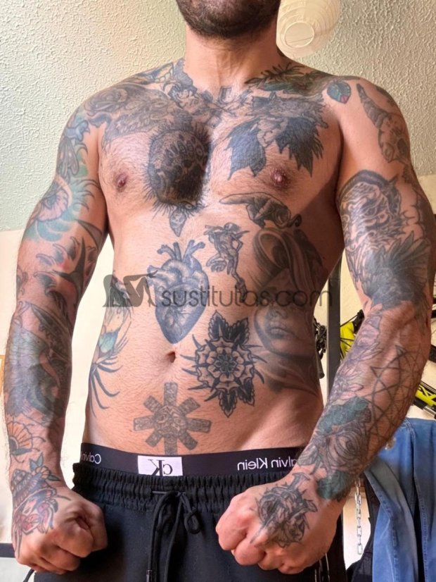 Alex  (solo mujeres) chapero y gay en Ciudad de México