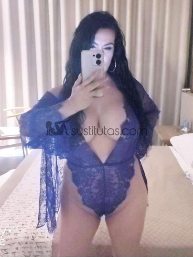 Sandra puta y escort en Guadalajara