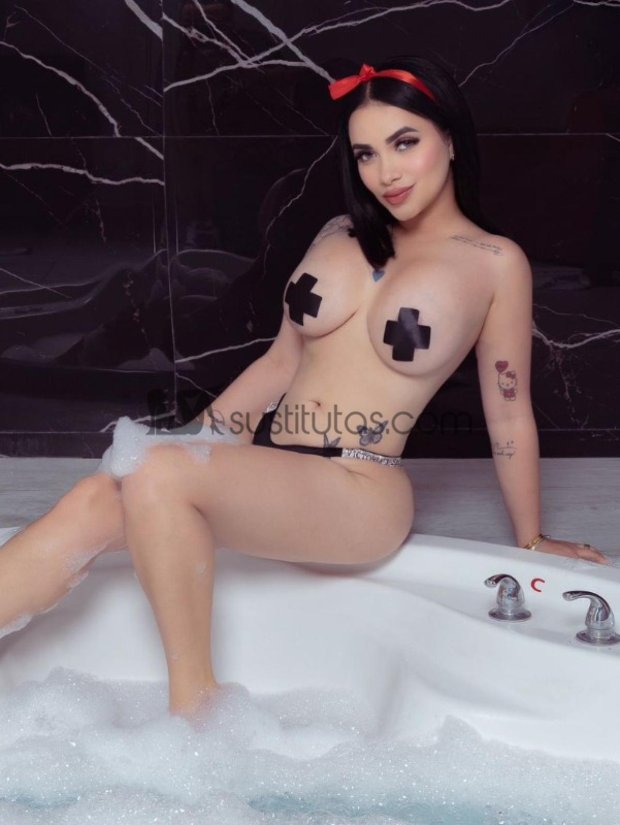 Zoe Rivera puta y escort en Mérida