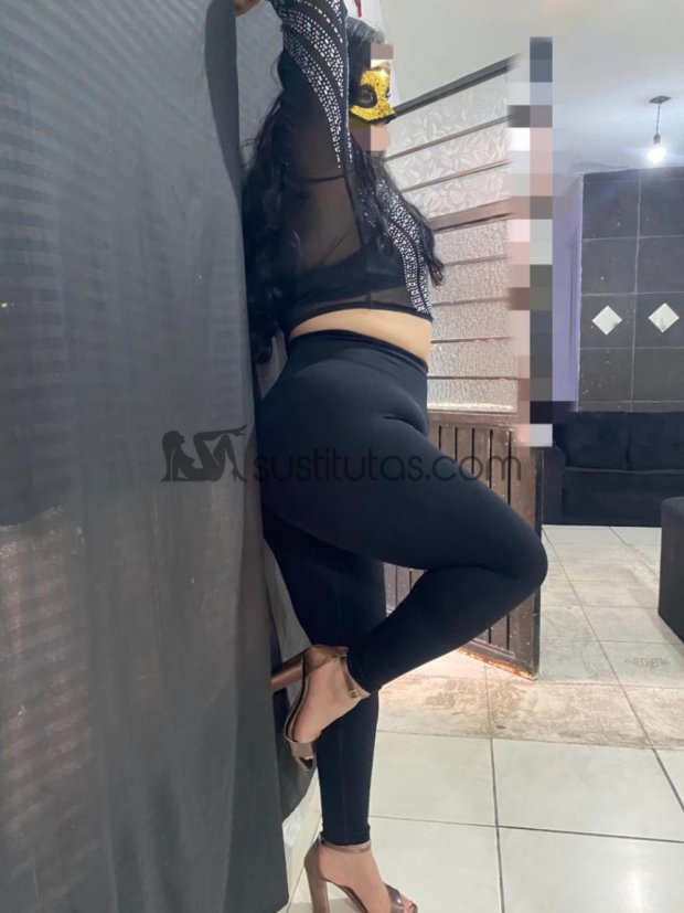 Karla puta y escort en Querétaro
