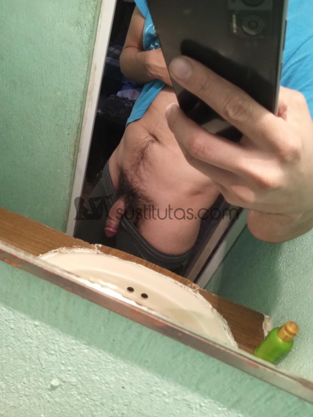 Alex chapero y gay en Guadalajara