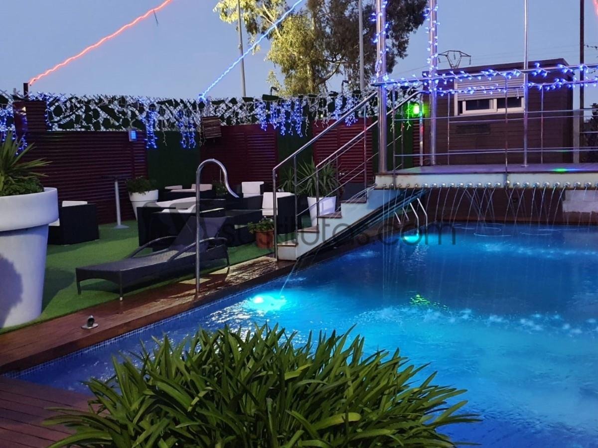 Terraza Club Paris - Terraza Club Paris está de vuelta, ven a pasar un buen momento con tragos premium, la mejor música del momento y muy buena compañía.
