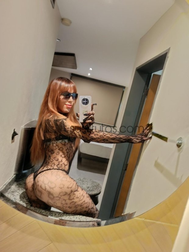 Mane Flores travesti y transexual en Guadalajara